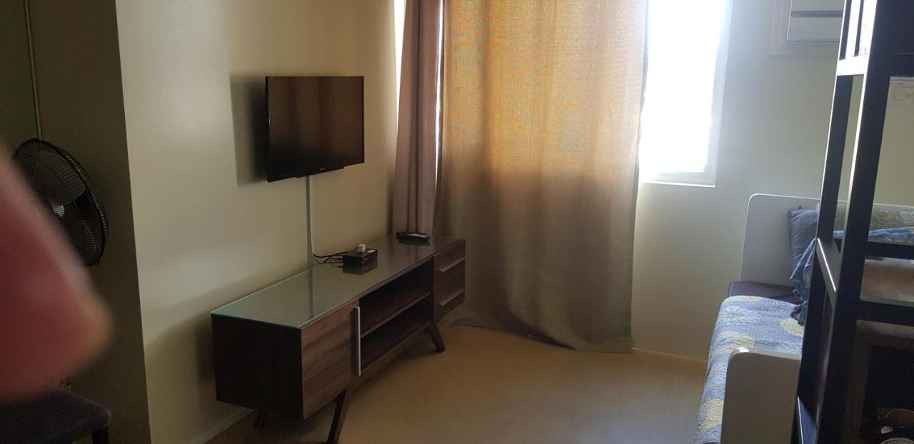 Nice Corner Ayala 1 Bedroom Condo At Heart Of Davao City With Hi Speed Wi Fi Internet Bagian luar foto