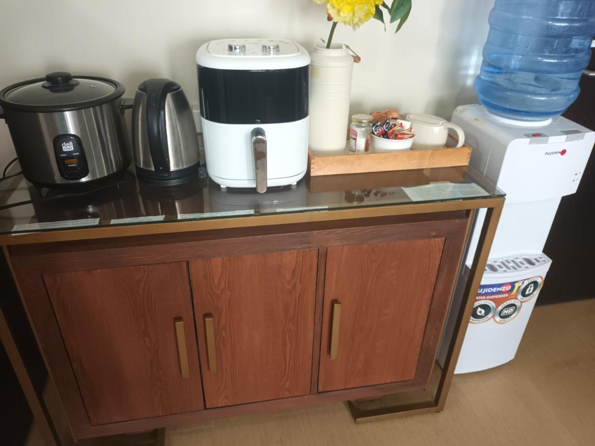 Nice Corner Ayala 1 Bedroom Condo At Heart Of Davao City With Hi Speed Wi Fi Internet Bagian luar foto