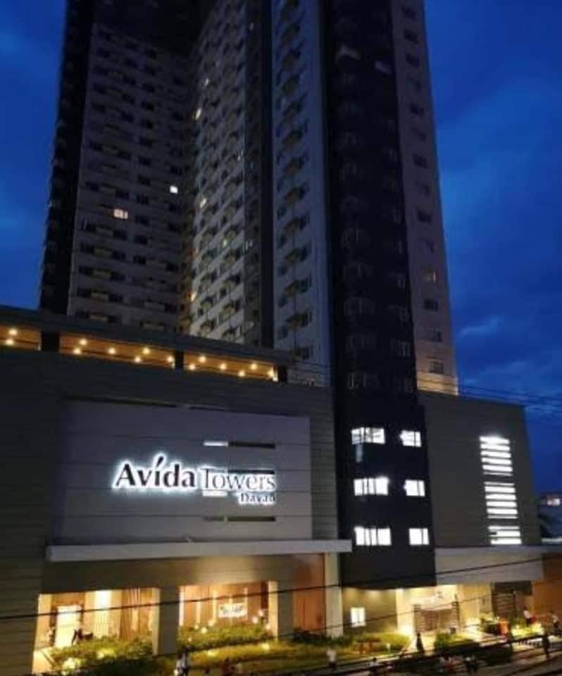 Nice Corner Ayala 1 Bedroom Condo At Heart Of Davao City With Hi Speed Wi Fi Internet Bagian luar foto