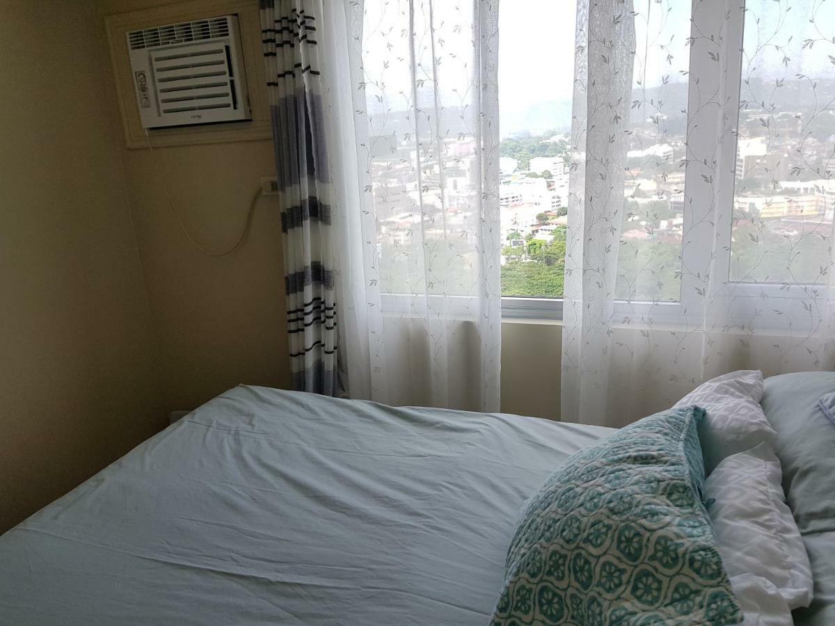 Nice Corner Ayala 1 Bedroom Condo At Heart Of Davao City With Hi Speed Wi Fi Internet Bagian luar foto
