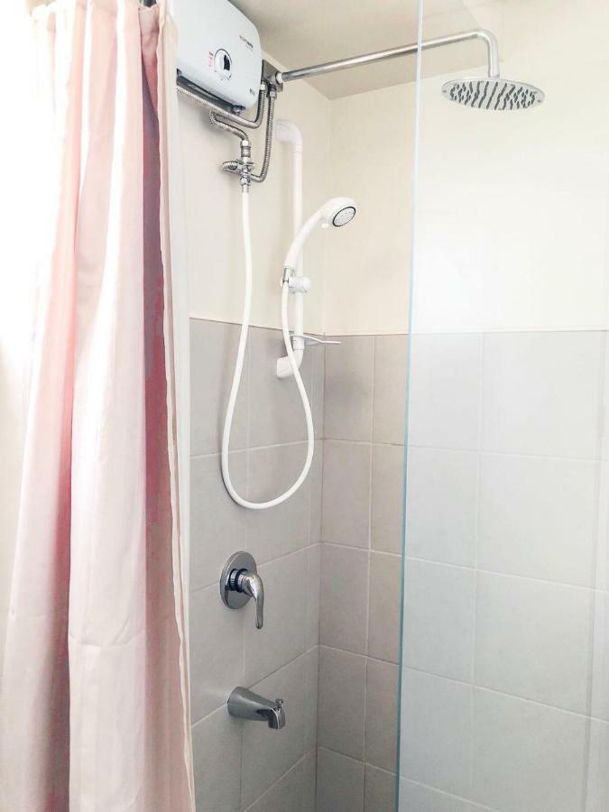 Nice Corner Ayala 1 Bedroom Condo At Heart Of Davao City With Hi Speed Wi Fi Internet Bagian luar foto