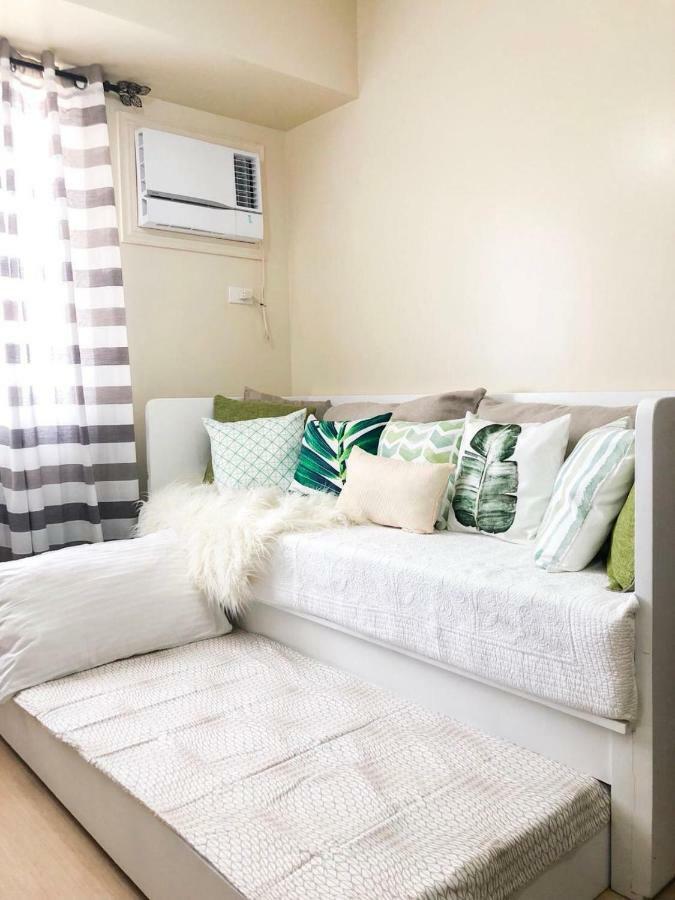 Nice Corner Ayala 1 Bedroom Condo At Heart Of Davao City With Hi Speed Wi Fi Internet Bagian luar foto